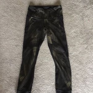 Lululemon green and black (pockets) leggings